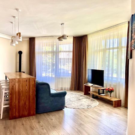 Авіа Leilighet Uzjhorod Eksteriør bilde